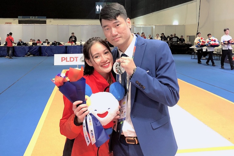 Hot girl đấu kiếm từng đoạt HCB SEA Games gây sốt khi trở thành trọng tài - 4