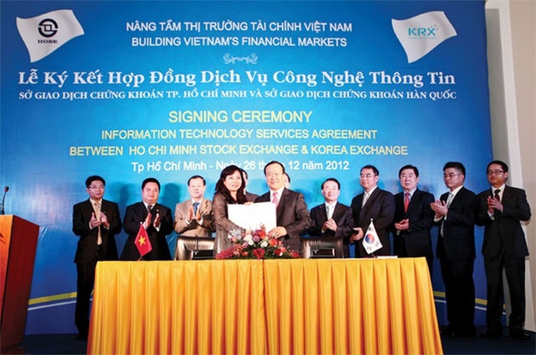 Tròn một thập kỷ, HoSE vẫn chưa chạy được hệ thống công nghệ của Hàn Quốc