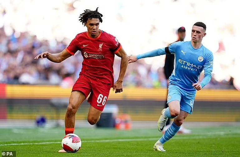 HLV Jurgen Klopp tuyên bố không nhờ Gerrard giúp ngăn Man City vô địch - 1 HLV Jurgen Klopp tuyên bố không nhờ Gerrard giúp ngăn Man City vô địch - 1