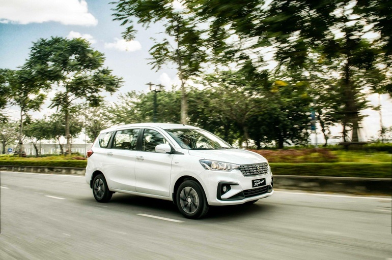 Suzuki Ertiga: Lựa chọn vàng trong… làng xe dịch vụ - 2