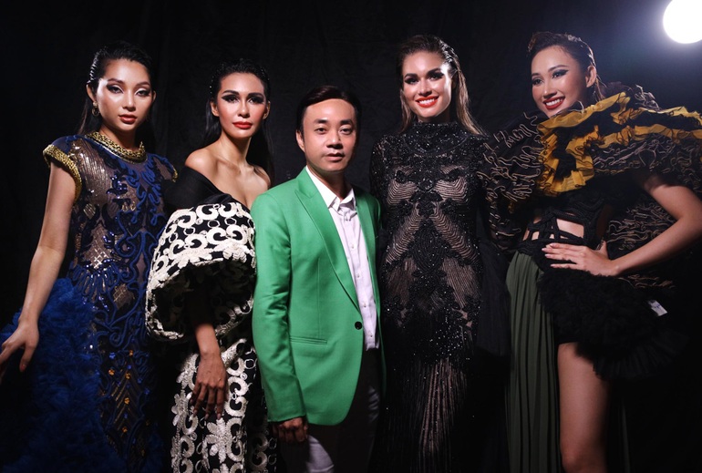 Đoàn Hồng Trang rạng rỡ bên Hoa hậu Trái đất và Hoa hậu Toàn cầu - 4