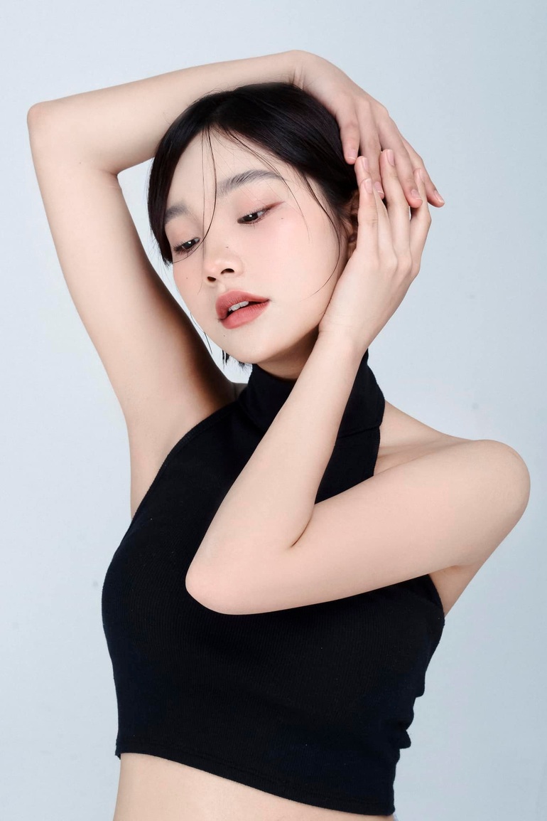Cô gái Tày gây bão mạng trong Thương ngày nắng về là ai?