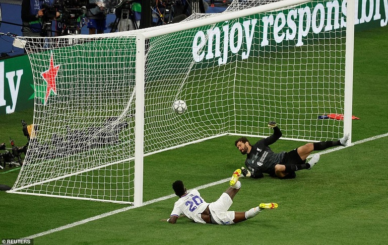 Những khoảnh khắc Real Madrid đánh bại Liverpool tại Stade de France - 8