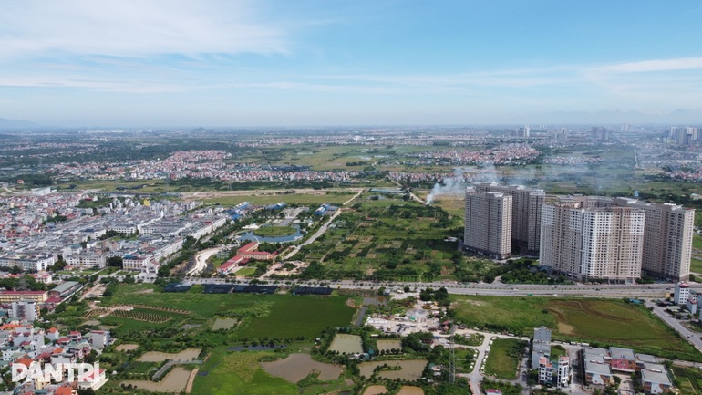 Hà Nội: Giá đất quanh đường vành đai 4 có nơi lên đến 150 triệu đồng/m2 - 1