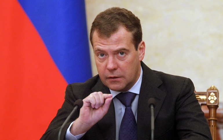 Cựu Tổng thống Medvedev lên tiếng về lệnh trừng phạt mới nhằm vào Nga - 1