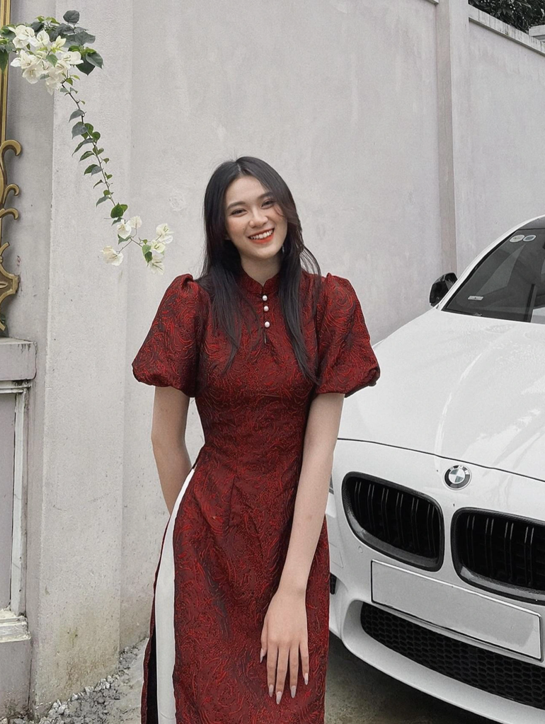 Nữ sinh Học viện Ngoại giao vừa xinh đẹp vừa học giỏi, nổi tiếng trên mạng - 3