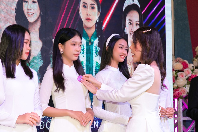Ban Tổ chức cuộc thi Hoa hậu Thiếu niên Việt Nam nói gì về phần thi áo tắm?