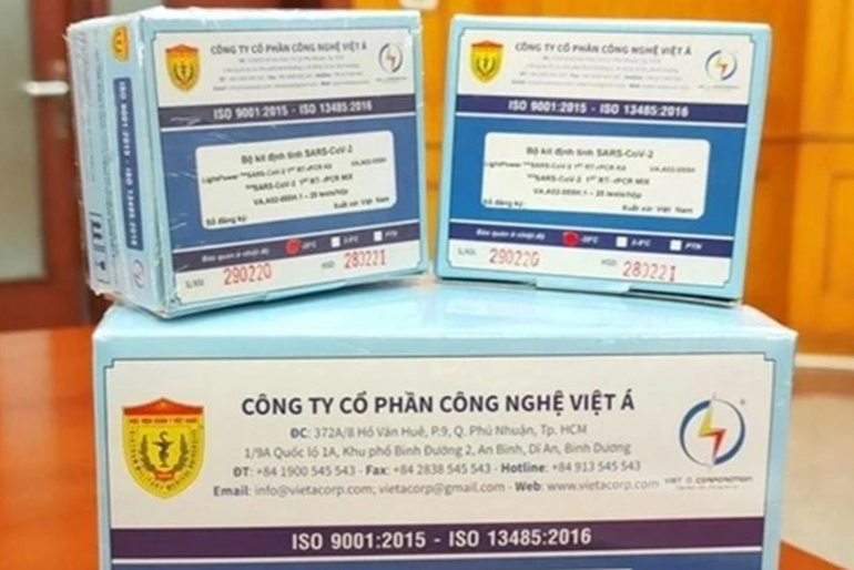 Tổng cục Hải quan cho biết, Công ty Việt Á đã nhập khẩu từ Trung Quốc 3 triệu test nhanh với giá khai báo là 0,955 USD/test, khoảng 21.560 đồng/test.