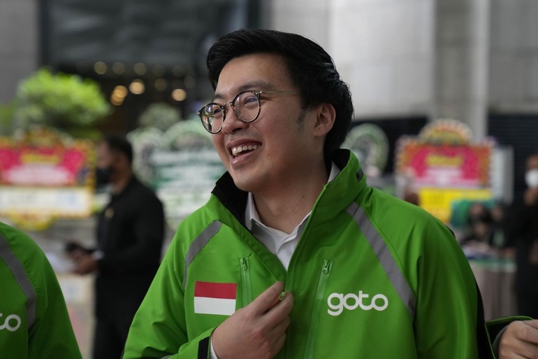 CEO Gojek từ chức sau thương vụ IPO tỷ USD - 1