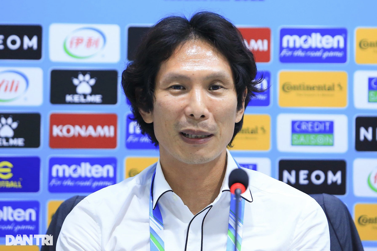 HLV Gong Oh Kyun: Tôi từng đối đầu Saudi Arabia nên hiểu rõ họ - 5 HLV Gong Oh Kyun: Tôi từng đối đầu Saudi Arabia nên hiểu rõ họ - 5