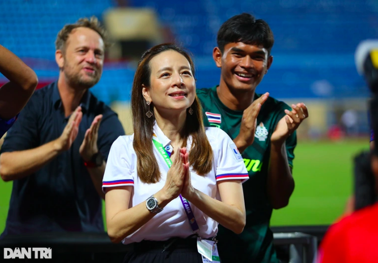 Woman of Steel พูดอะไรเมื่อประเทศไทย U23 ต่อสู้กับเกาหลีเป็นความตาย?  - แรก