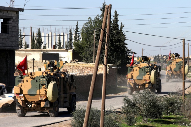 Quân đội Thổ Nhĩ Kỳ vào vị trí, sẵn sàng mở chiến dịch quân sự tại Syria - 1 Quân đội Thổ Nhĩ Kỳ vào vị trí, sẵn sàng mở chiến dịch quân sự tại Syria - 1
