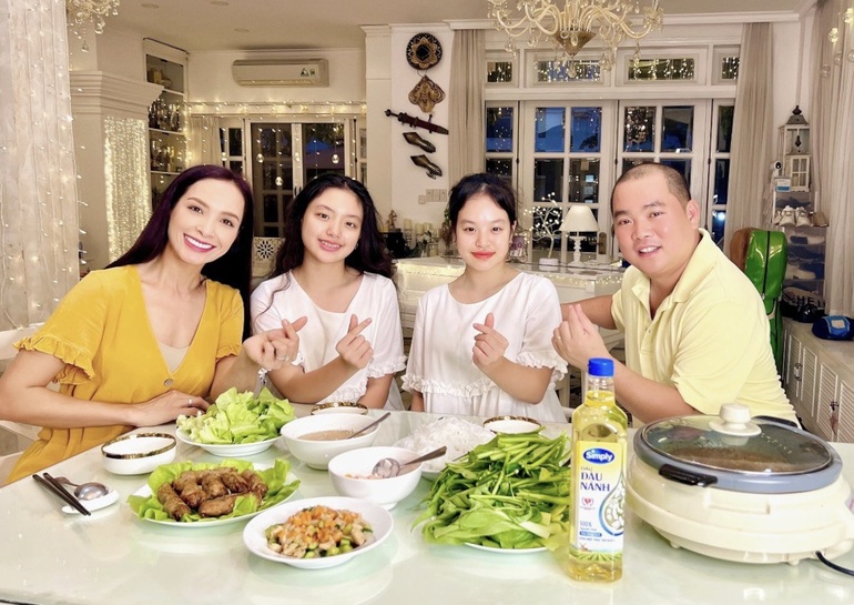Có gì trong chai dầu đậu nành được chọn mua nhiều nhất 10 năm liên tiếp?