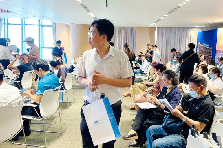 Phiên họp cổ đông bất thường của FLC bất thành - 1 Phiên họp cổ đông bất thường của FLC bất thành - 1