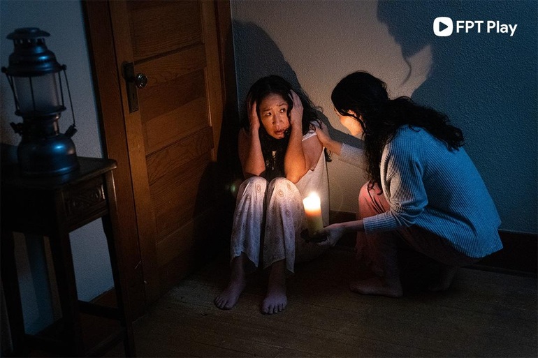 Sao gốc Á Sandra Oh tỏa sáng trong phim kinh dị Umma trên FPT Play - 1