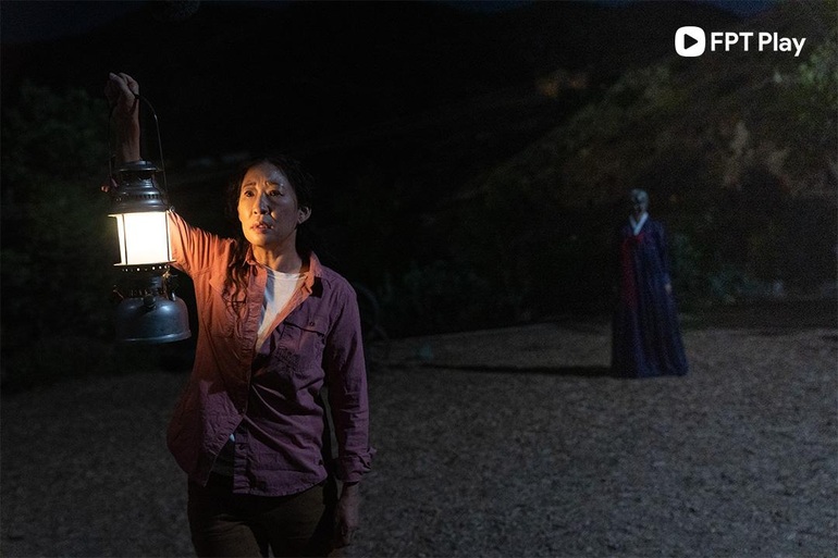 Sao gốc Á Sandra Oh tỏa sáng trong phim kinh dị Umma trên FPT Play - 2