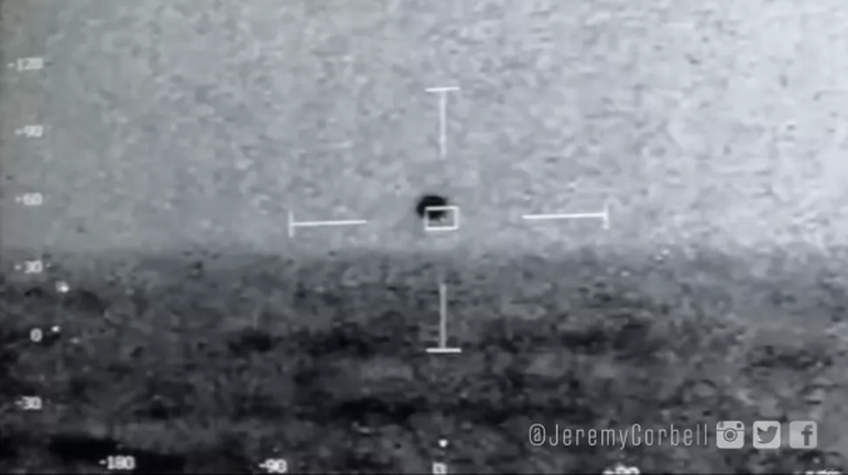 NASA tuyên bố tham gia cuộc săn lùng UFO - 2