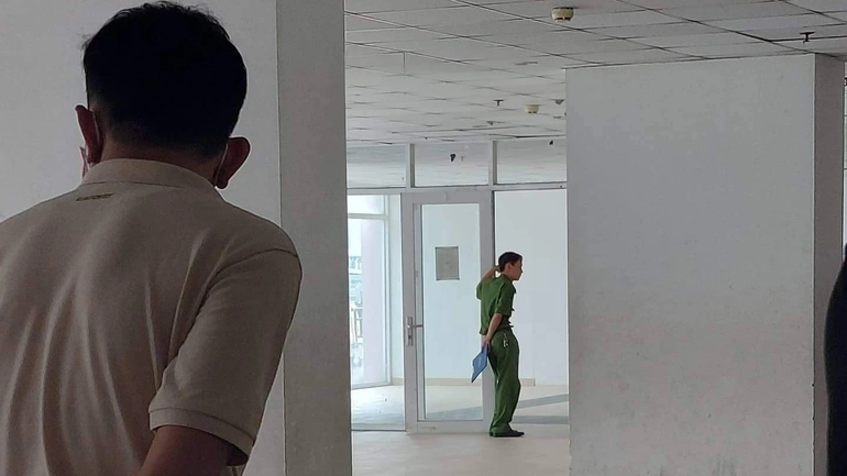 Nghi án cha trầm cảm sát hại con rồi treo cổ tự tử - 1 Nghi án cha trầm cảm sát hại con rồi treo cổ tự tử - 1