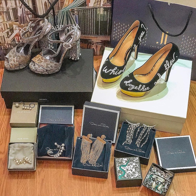 Minh Hằng giàu cỡ nào?