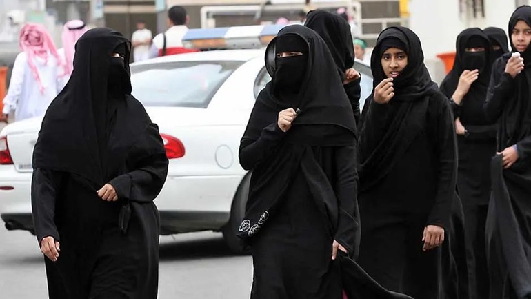 Tiết lộ bất ngờ về bộ đồ kín như bưng của phụ nữ Hồi giáo