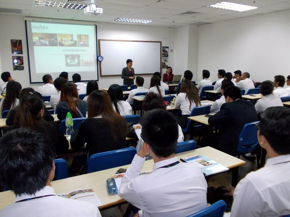 Tuần lễ tư vấn du học cùng học viện quản lý Nanyang tại 3 miền Bắc, Trung, Nam của Vinahure - 4 Tuần lễ tư vấn du học cùng học viện quản lý Nanyang tại 3 miền Bắc, Trung, Nam của Vinahure - 4