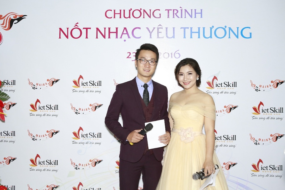 "Nốt nhạc yêu thương" - Đánh thức giấc mơ nghệ thuật của trẻ - 9 Quang Đạo và Hồng Ngọc – hai MC dẫn dắt chương trình