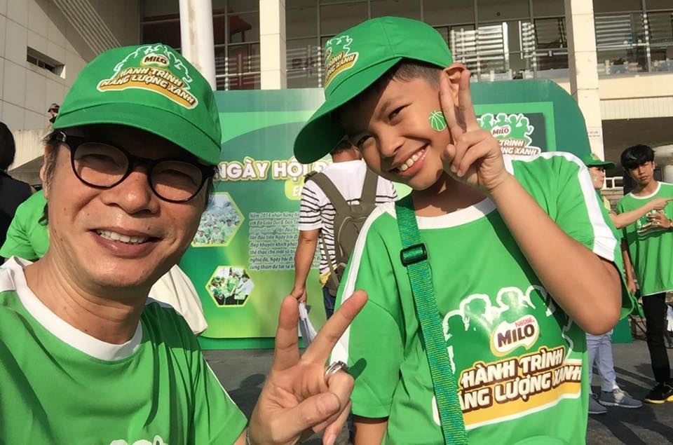 Nhận ra vai trò to lớn của thể thao, đạo diễn Trần Lực luôn khuyến khích các con tham gia các hoạt động thể thao