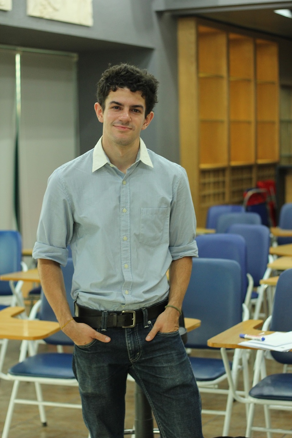Kinh nghiệm học IELTS 8.5 của nữ sinh THPT Thăng Long - 3 Thầy Nate Pelz – dạy các khoá English Background, Foundation,…