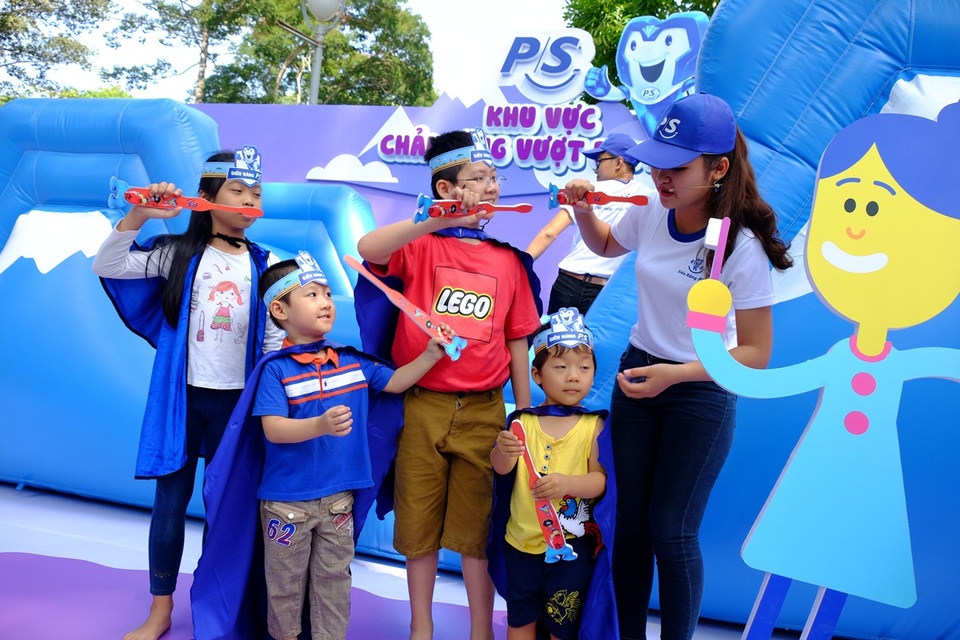 Thử Thách Siêu Răng mới lạ xuất hiện, thu hút loạt sao Việt tham gia - 3