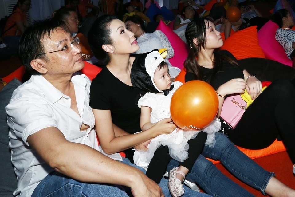 Gia đình Phạm Anh Khoa, Trịnh Kim Chi, Hoa hậu Diễm Hương vui cùng ngày hội Con Vươn Xa - 3 Gia đình Phạm Anh Khoa, Trịnh Kim Chi, Hoa hậu Diễm Hương vui cùng ngày hội Con Vươn Xa - 3