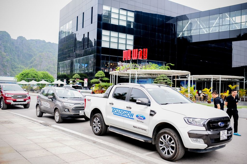 Sôi động Chương trình Lái thử xe & Bảo dưỡng lưu động Ford Roadshow 2017 - 2 Sôi động Chương trình Lái thử xe & Bảo dưỡng lưu động Ford Roadshow 2017 - 2