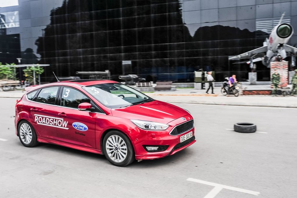Sôi động Chương trình Lái thử xe & Bảo dưỡng lưu động Ford Roadshow 2017 - 3 Sôi động Chương trình Lái thử xe & Bảo dưỡng lưu động Ford Roadshow 2017 - 3