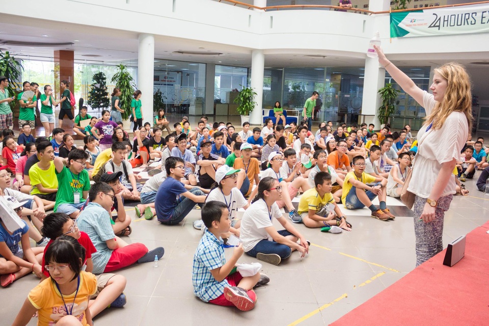 Để con được “chơi” tiếng Anh - 1 Trẻ em cần môi trường giao tiếp để “chơi” và giao tiếp tiếng Anh