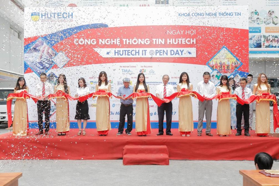 Hơn 1.000 vị trí tuyển dụng cho sinh viên CNTT tại “HUTECH IT Open Day” - 1 Ngày hội HUTECH IT Open Day có hơn 20 doanh nghiệp Công nghệ thông tin hàng đầu tham gia
