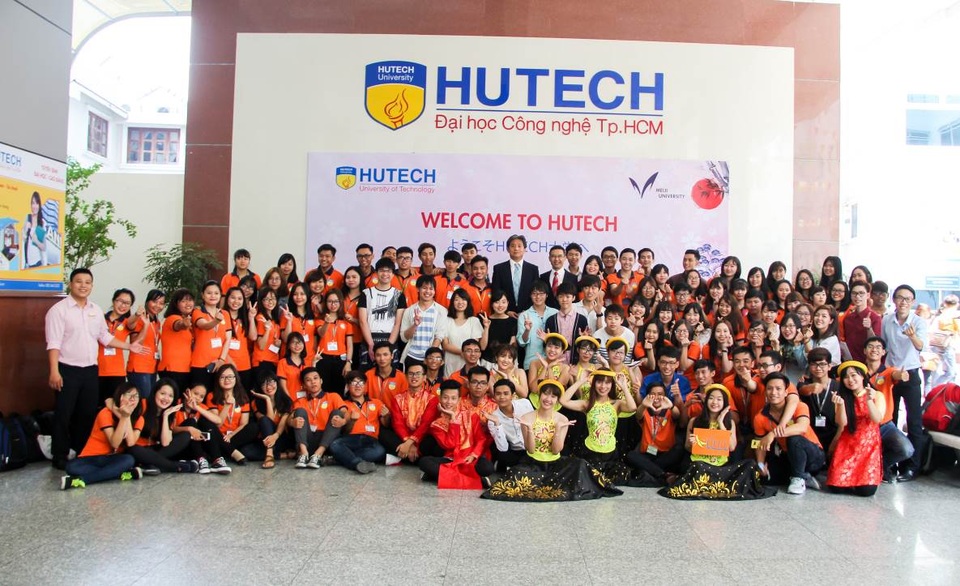 3 lợi thế khi học Đại học tại trung tâm Thành phố - 3 Hoạt động giao lưu quốc tế đa dạng luôn là thế mạnh của một trường Đại họcở trung tâm Thành phố