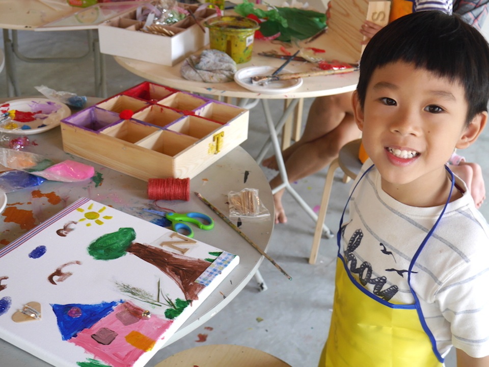 Kích thích tư duy sáng tạo vượt trội cho trẻ tiểu học - Không khó như bố mẹ vẫn nghĩ! - 2 Sự quan sát và tự mình trải nghiệm là một trong những cách hiệu quả nhất giúp trẻ phát huy sức sáng tạo “dồi dào”