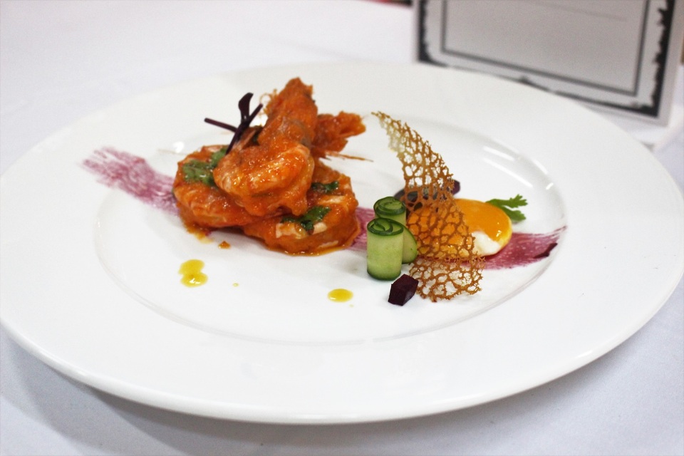 Quán quân Youth MasterChef nhận học bổng 200 triệu đồng - 3
Món ăn dự thi vòng Chung kết của Fine Dinning