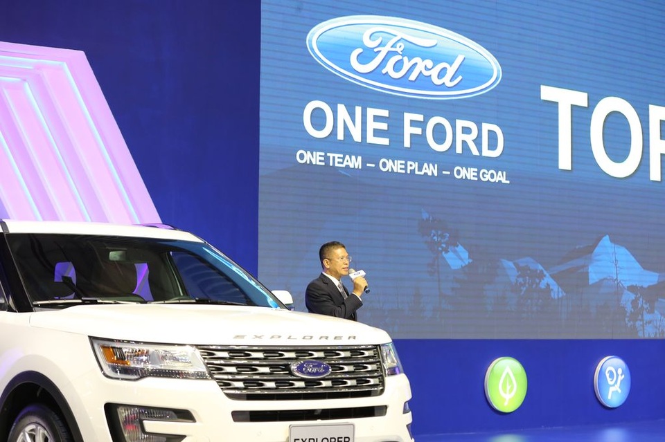 Ford với thông điệp "thông minh để an toàn, tiết kiệm, tiện nghi, kết nối" - 2 Ford với thông điệp "thông minh để an toàn, tiết kiệm, tiện nghi, kết nối" - 2