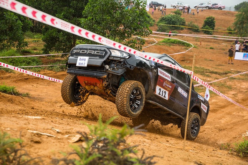 Màn trình diễn ấn tượng của Ford Ranger tại VOC 2017 - Gừng càng già càng cay - 3 Màn trình diễn ấn tượng của Ford Ranger tại VOC 2017 - Gừng càng già càng cay - 3
