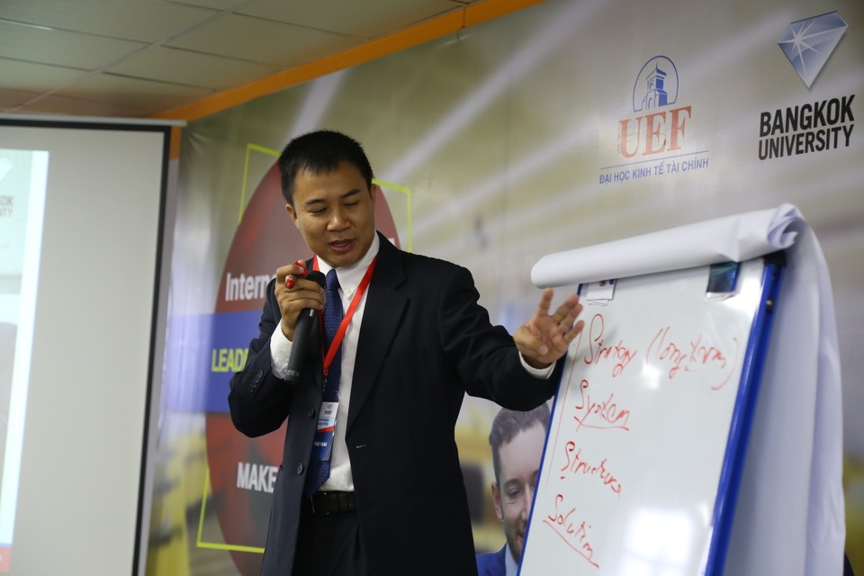 Xu hướng chọn học MBA quốc tế tại Việt Nam - 1 Các Lead Lecturers là những Tiến sĩ chuyên ngành và Industry Mentors là quản lý cấp cao