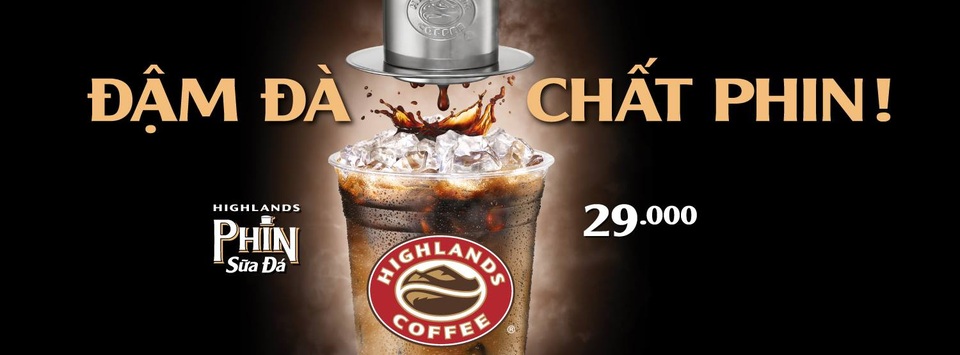 Cà phê Phin Sữa Đá đậm đà ngon “quên sầu” giá 29.000 đồng - 3 Highlands Phin Sữa Đá được pha chế 100% bằng phin.