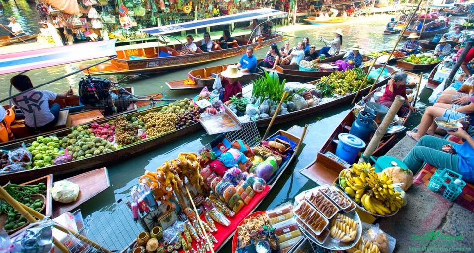 Kinh nghiệm du lịch miền Tây – Côn Đảo với tàu Superdong siêu nhanh, siêu tiết kiệm - 4 Chợ Nổi Cái Răng
