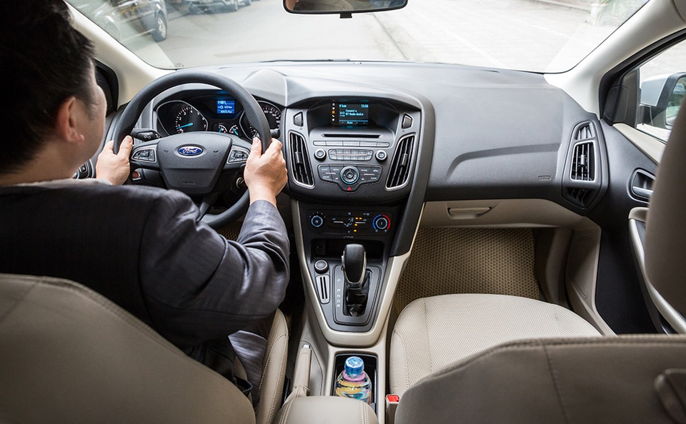 Khách hàng Việt nói gì về Ford Focus Trend? - 4 Khách hàng Việt nói gì về Ford Focus Trend? - 4