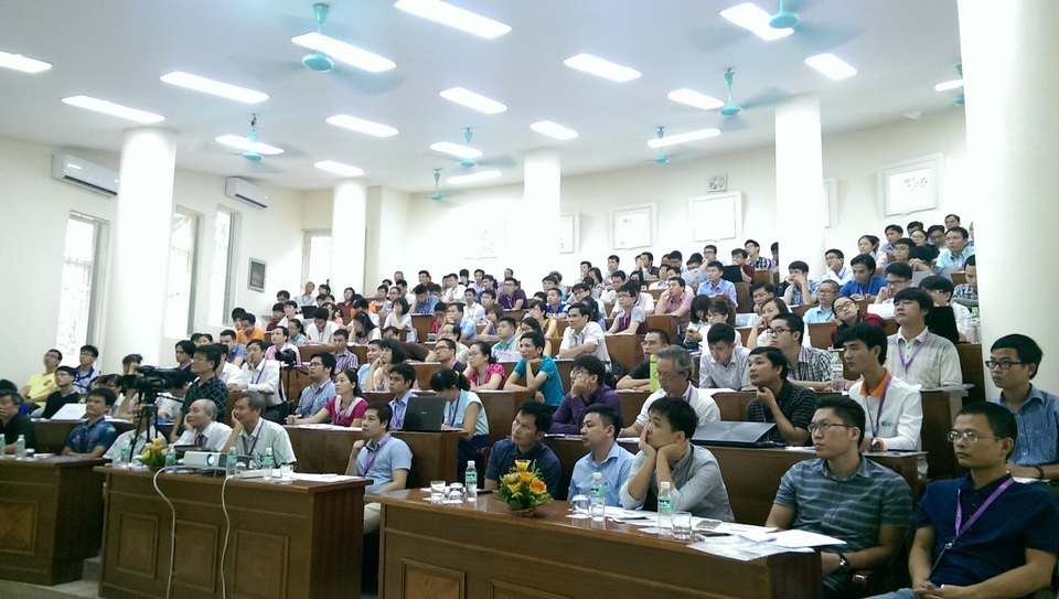 AI4Life - Hội nghị Trí Tuệ Nhân Tạo lần đầu tiên được tổ chức tại Việt Nam - 1 Trường hè Khai phá dữ liệu 2016 được tổ chức tại Trường Đại học Công nghệ, Đại học Quốc gia Hà Nội.