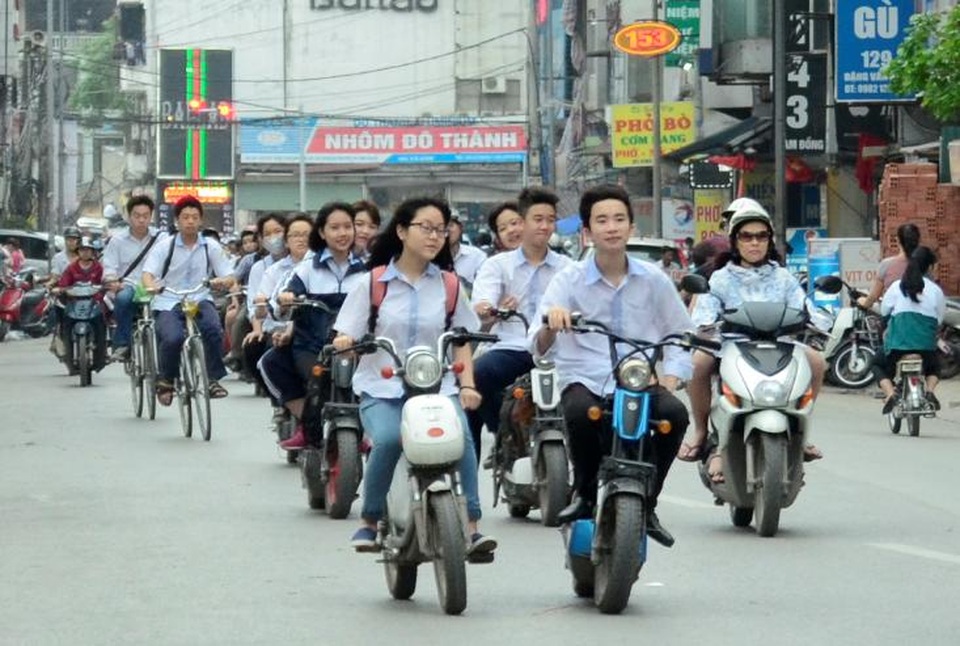 Tăng cường hoạt động giáo dục an toàn giao thông trong trường học - 1 Tăng cường hoạt động giáo dục an toàn giao thông trong trường học - 1