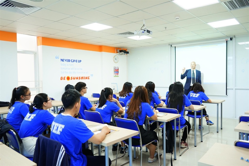 5 điểm cộng khiến phương thức xét học bạ được thí sinh chọn lựa - 3 Sinh viên UEF được thụ hưởng môi trường học tập chuẩn quốc tế
