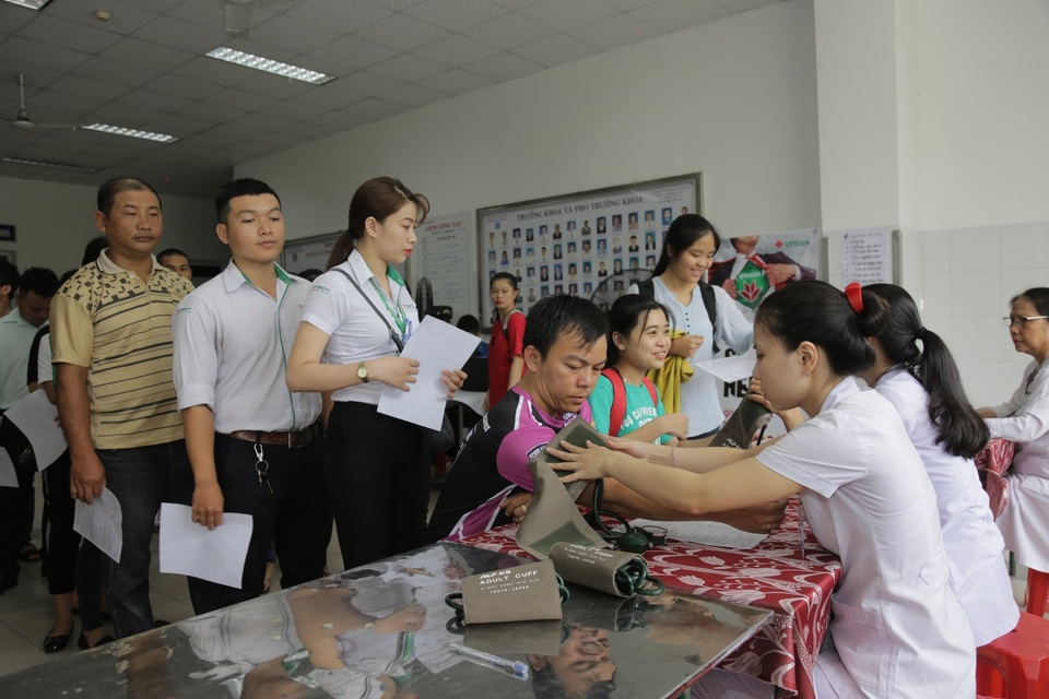 Ngân hàng VPBank kêu gọi được hơn 1.000 đơn vị máu - 5 Ngân hàng VPBank kêu gọi được hơn 1.000 đơn vị máu - 5