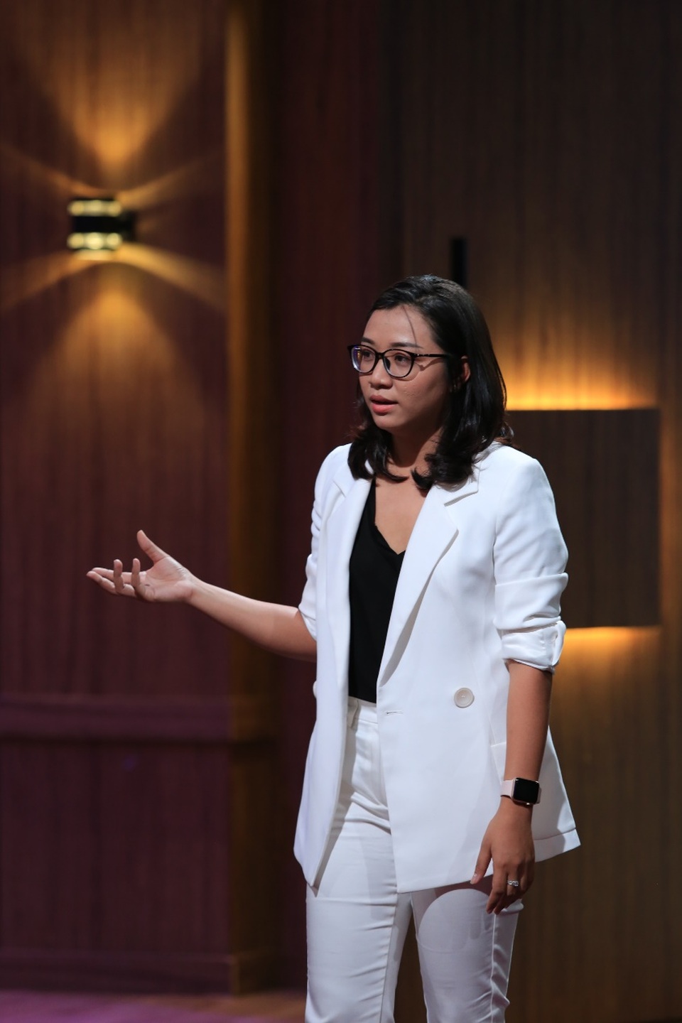 “Mồi ngon” công nghệ khiến cả 5 “cá mập” tranh giành quyết liệt - 1 Startup Hồng Thảo Quyên