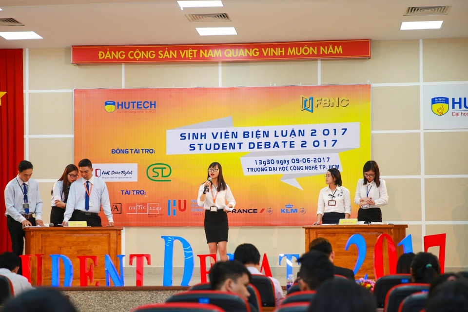 3 “đặc điểm nhận diện” nổi bật của sinh viên Marketing HUTECH - 2 Khả năng phản biện nhạy bén - “điểm cộng” nổi bật của sinh viên Marketing HUTECH