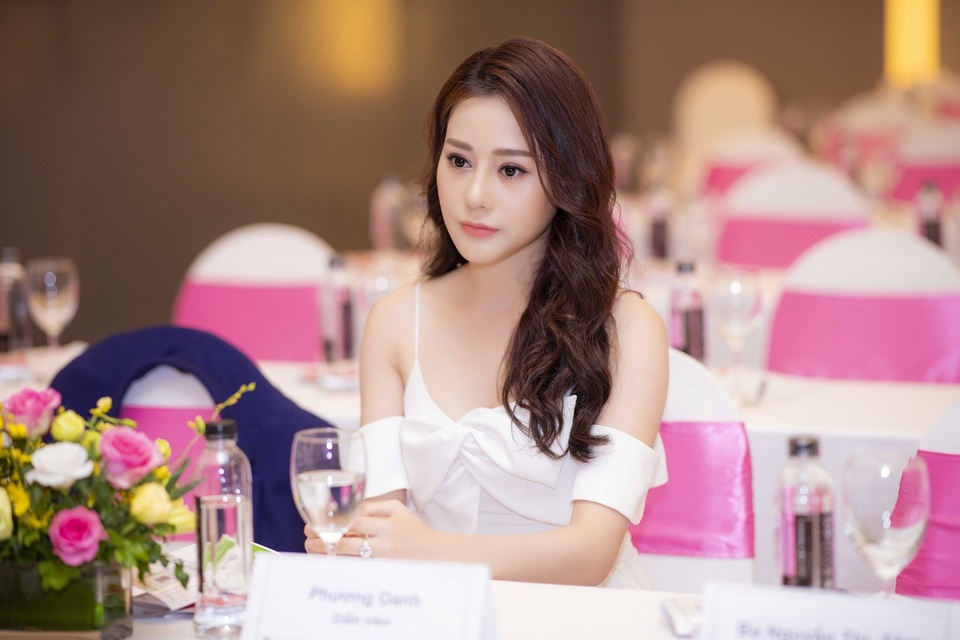 Quỳnh Búp bê tiết lộ bí quyết giữ “sắc vóc như hoa” nhờ phương pháp làm đẹp chuẩn Nhật - 3 Quỳnh Búp bê tiết lộ bí quyết giữ “sắc vóc như hoa” nhờ phương pháp làm đẹp chuẩn Nhật - 3